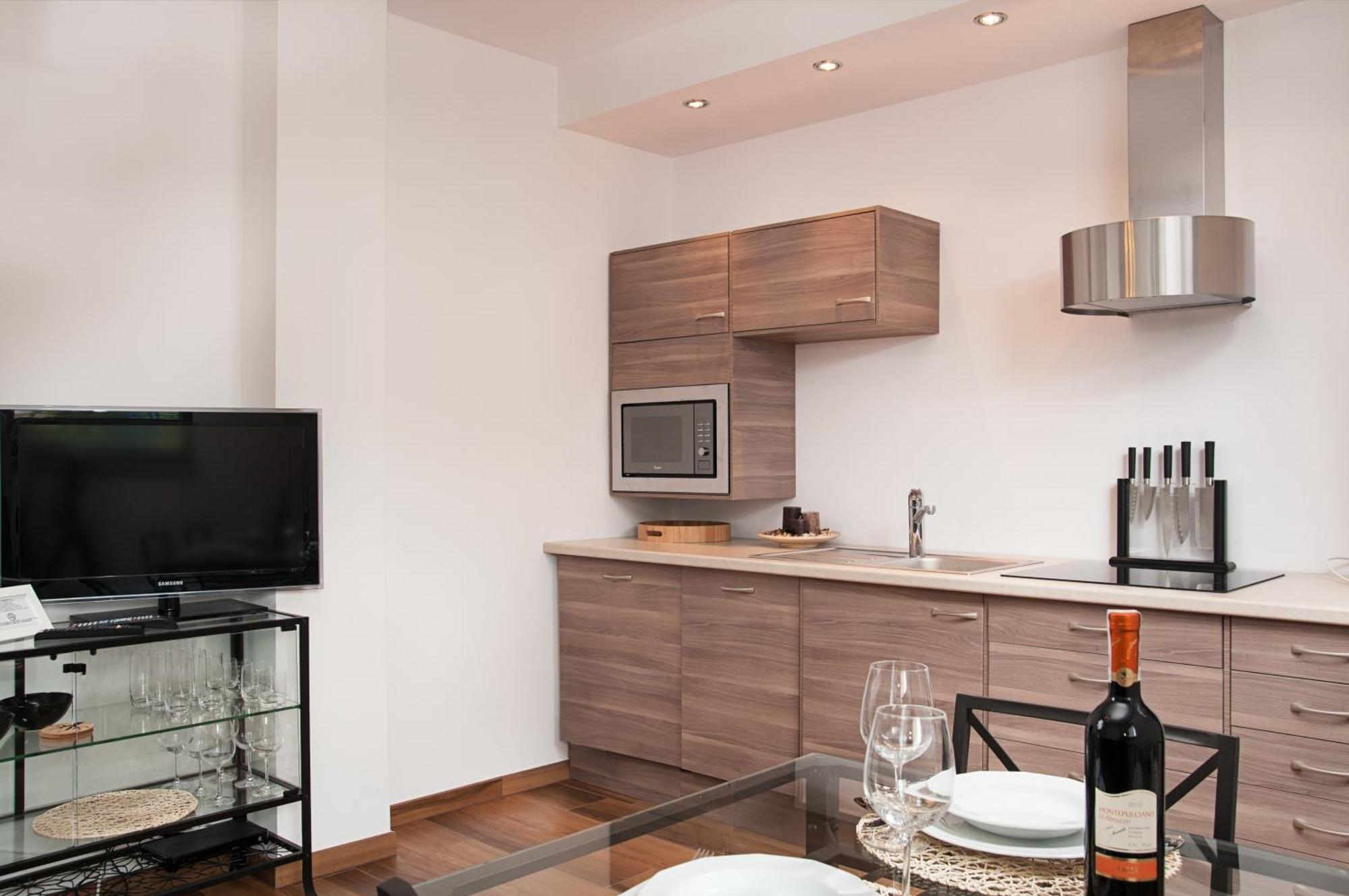 Waterlane Pool & Gym Apartments Гданск Стая снимка